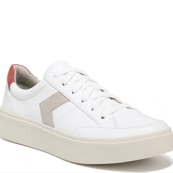 Dr. Scholl's Madison Lace Sneaker - Picture 1 of 5